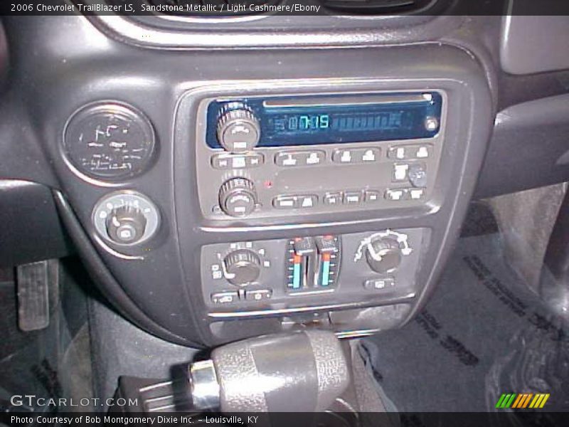 Sandstone Metallic / Light Cashmere/Ebony 2006 Chevrolet TrailBlazer LS