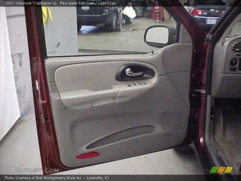 Red Jewel Tint Coat / Light Gray 2007 Chevrolet TrailBlazer LS