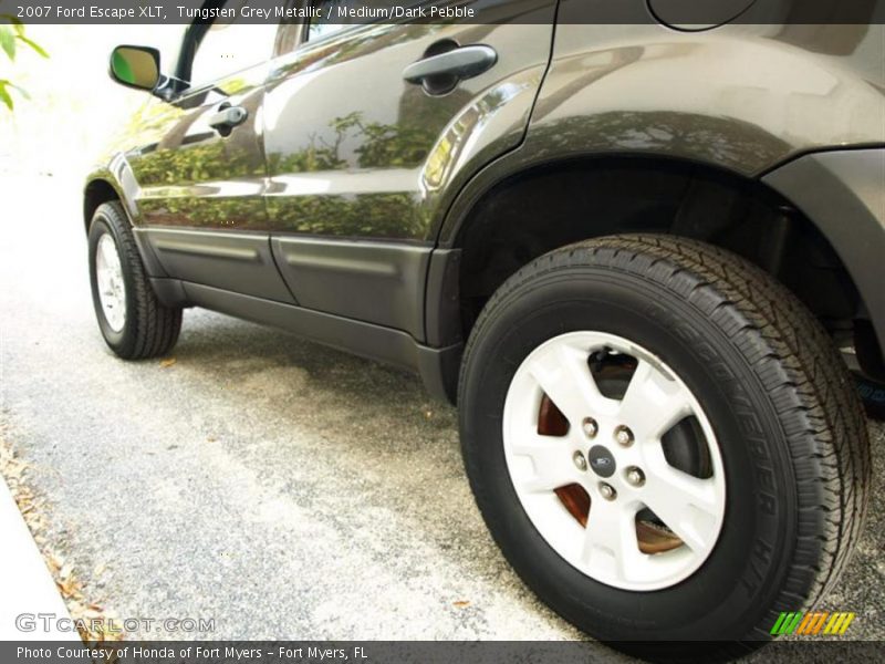 Tungsten Grey Metallic / Medium/Dark Pebble 2007 Ford Escape XLT