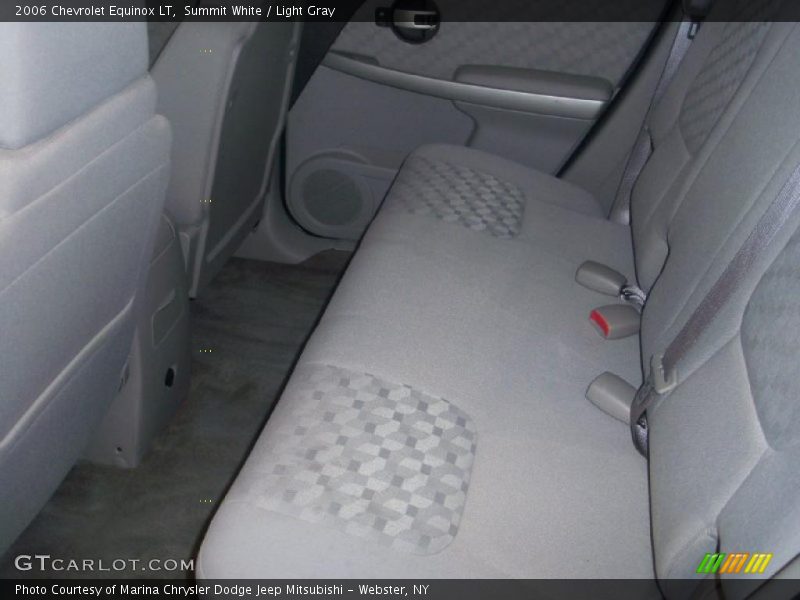 Summit White / Light Gray 2006 Chevrolet Equinox LT