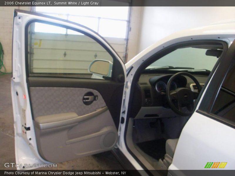 Summit White / Light Gray 2006 Chevrolet Equinox LT
