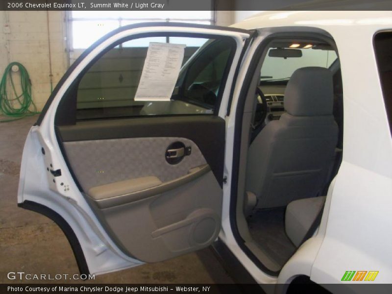 Summit White / Light Gray 2006 Chevrolet Equinox LT