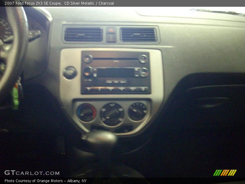CD Silver Metallic / Charcoal 2007 Ford Focus ZX3 SE Coupe