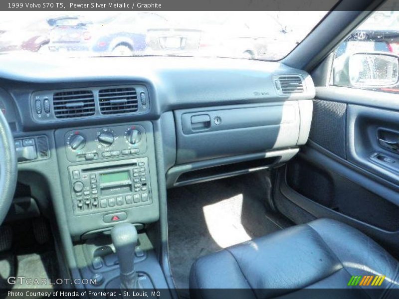 Pewter Silver Metallic / Graphite 1999 Volvo S70 T5