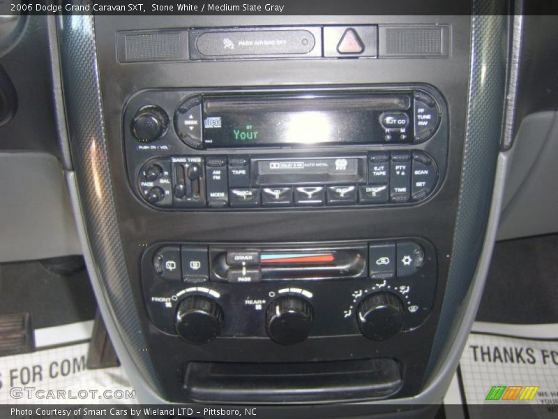Stone White / Medium Slate Gray 2006 Dodge Grand Caravan SXT