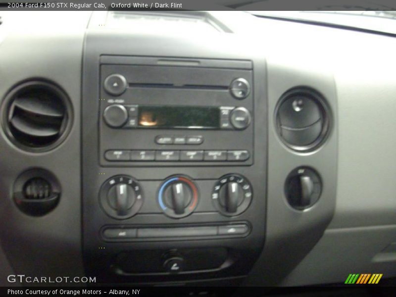 Oxford White / Dark Flint 2004 Ford F150 STX Regular Cab