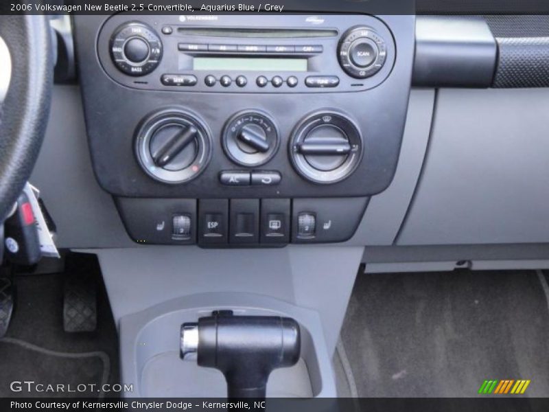 Aquarius Blue / Grey 2006 Volkswagen New Beetle 2.5 Convertible