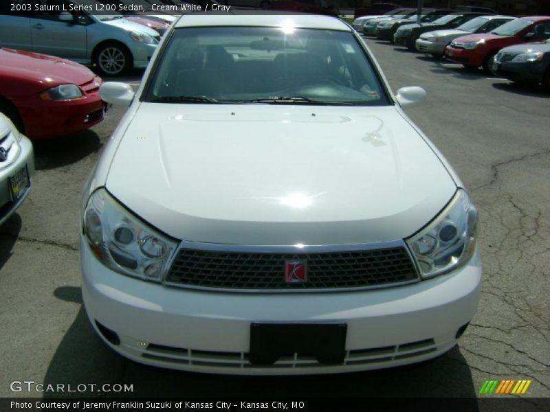 Cream White / Gray 2003 Saturn L Series L200 Sedan