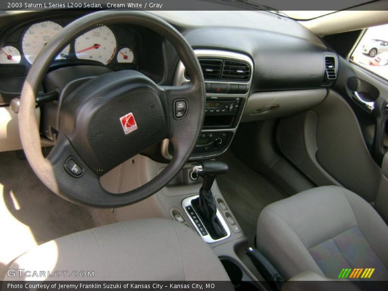 Cream White / Gray 2003 Saturn L Series L200 Sedan