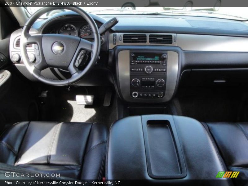 Black / Ebony 2007 Chevrolet Avalanche LTZ 4WD