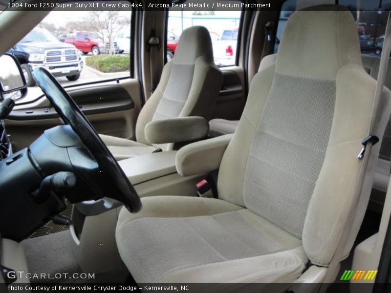 Arizona Beige Metallic / Medium Parchment 2004 Ford F250 Super Duty XLT Crew Cab 4x4