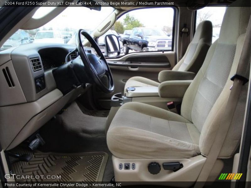 Arizona Beige Metallic / Medium Parchment 2004 Ford F250 Super Duty XLT Crew Cab 4x4