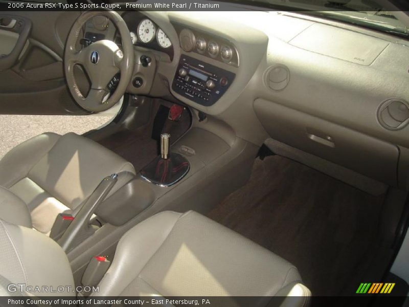 Premium White Pearl / Titanium 2006 Acura RSX Type S Sports Coupe