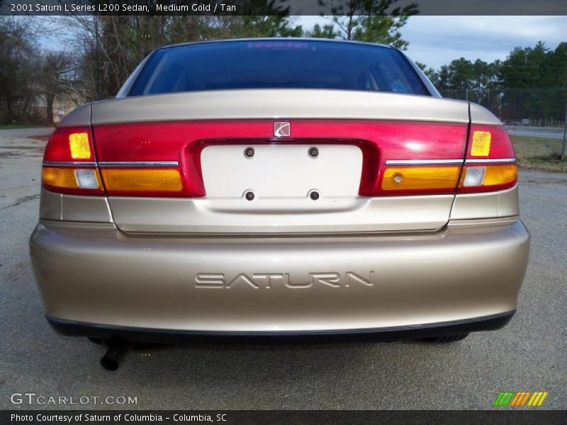 Medium Gold / Tan 2001 Saturn L Series L200 Sedan