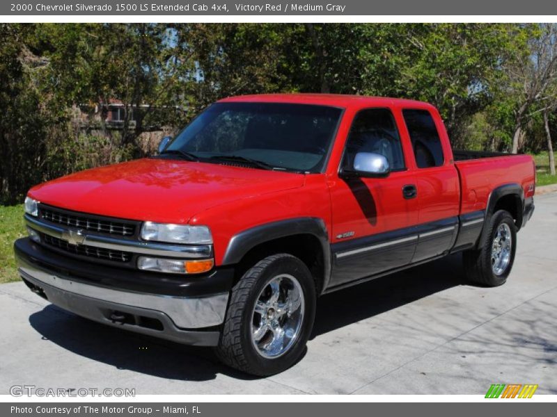 Victory Red / Medium Gray 2000 Chevrolet Silverado 1500 LS Extended Cab 4x4