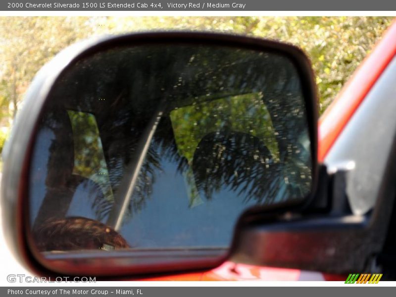 Victory Red / Medium Gray 2000 Chevrolet Silverado 1500 LS Extended Cab 4x4