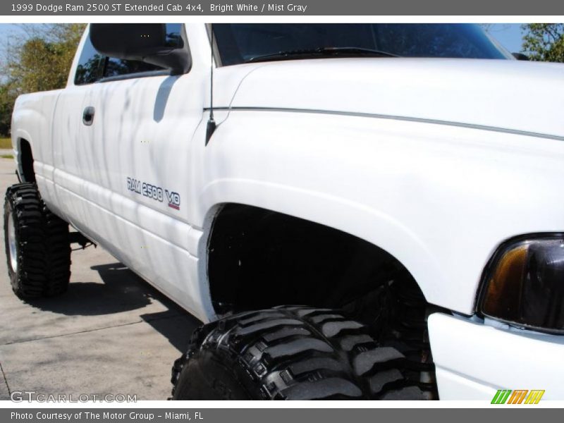Bright White / Mist Gray 1999 Dodge Ram 2500 ST Extended Cab 4x4