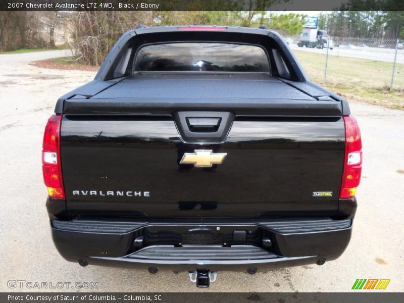 Black / Ebony 2007 Chevrolet Avalanche LTZ 4WD