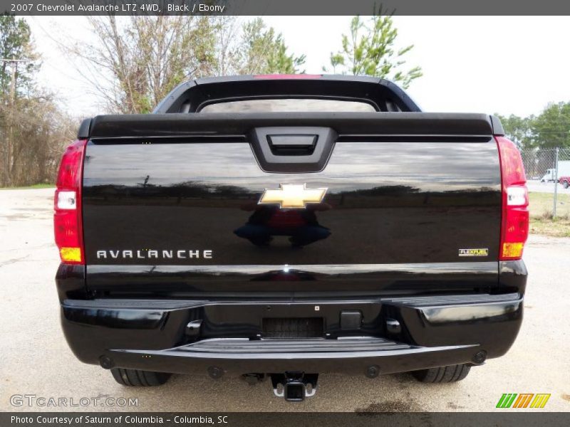 Black / Ebony 2007 Chevrolet Avalanche LTZ 4WD