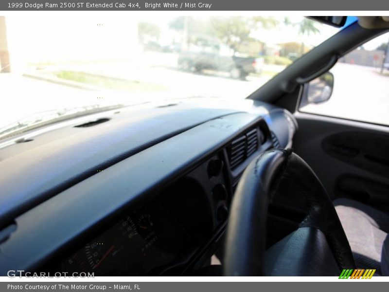 Bright White / Mist Gray 1999 Dodge Ram 2500 ST Extended Cab 4x4
