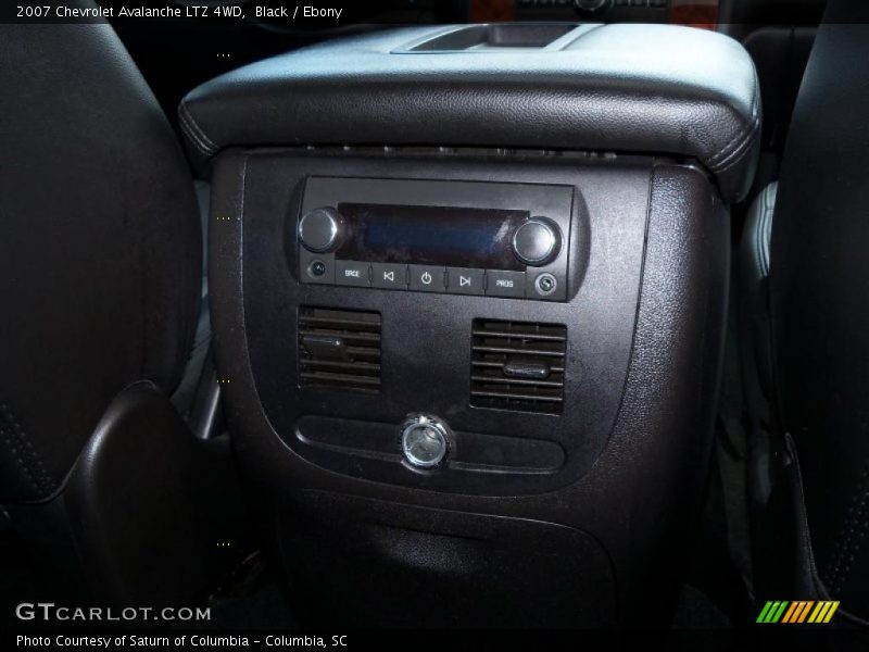 Black / Ebony 2007 Chevrolet Avalanche LTZ 4WD