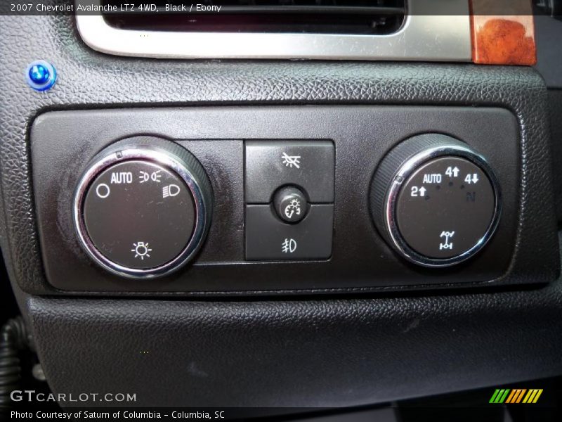 Black / Ebony 2007 Chevrolet Avalanche LTZ 4WD
