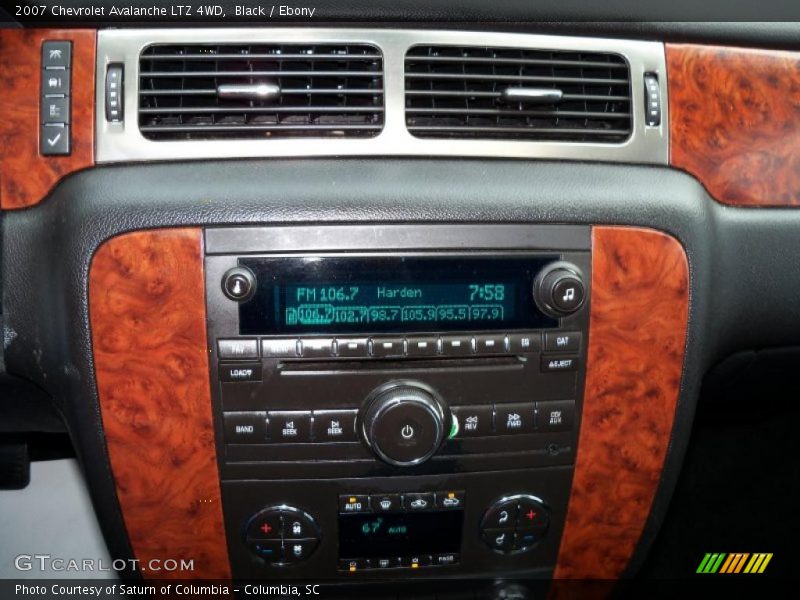 Black / Ebony 2007 Chevrolet Avalanche LTZ 4WD