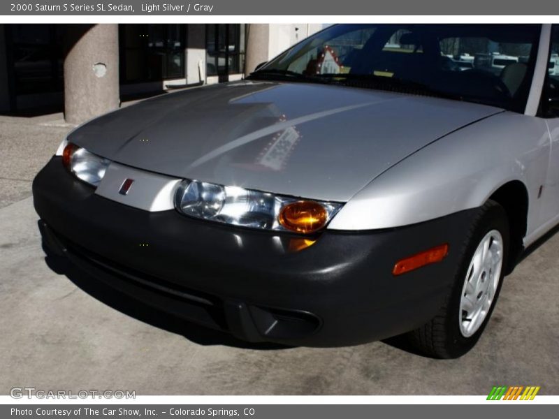 Light Silver / Gray 2000 Saturn S Series SL Sedan