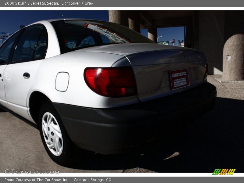 Light Silver / Gray 2000 Saturn S Series SL Sedan