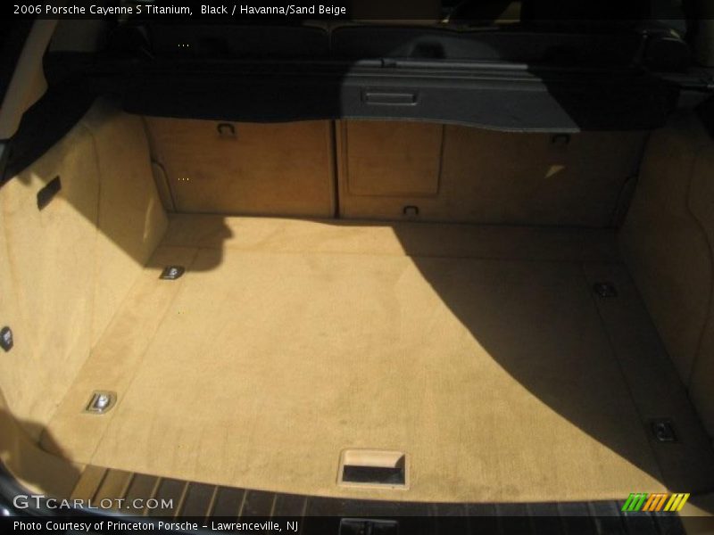 Black / Havanna/Sand Beige 2006 Porsche Cayenne S Titanium