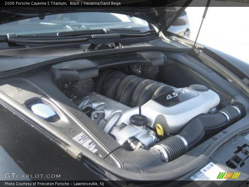 Black / Havanna/Sand Beige 2006 Porsche Cayenne S Titanium