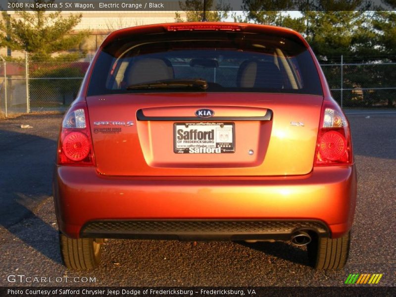 Electric Orange / Black 2008 Kia Spectra 5 SX Wagon