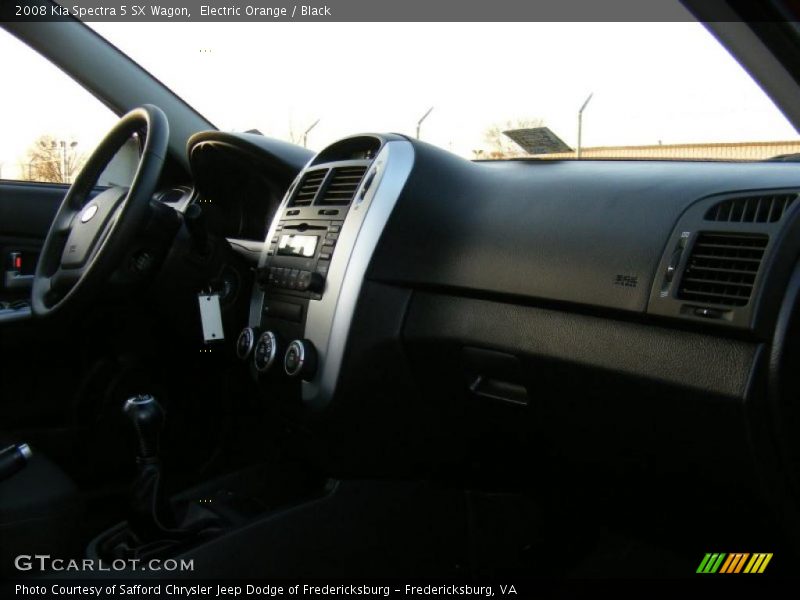 Electric Orange / Black 2008 Kia Spectra 5 SX Wagon