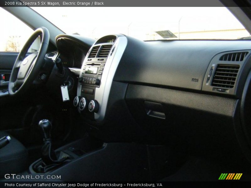 Electric Orange / Black 2008 Kia Spectra 5 SX Wagon