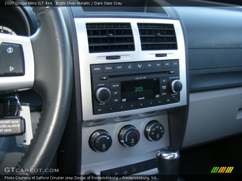 Bright Silver Metallic / Dark Slate Gray 2007 Dodge Nitro SLT 4x4