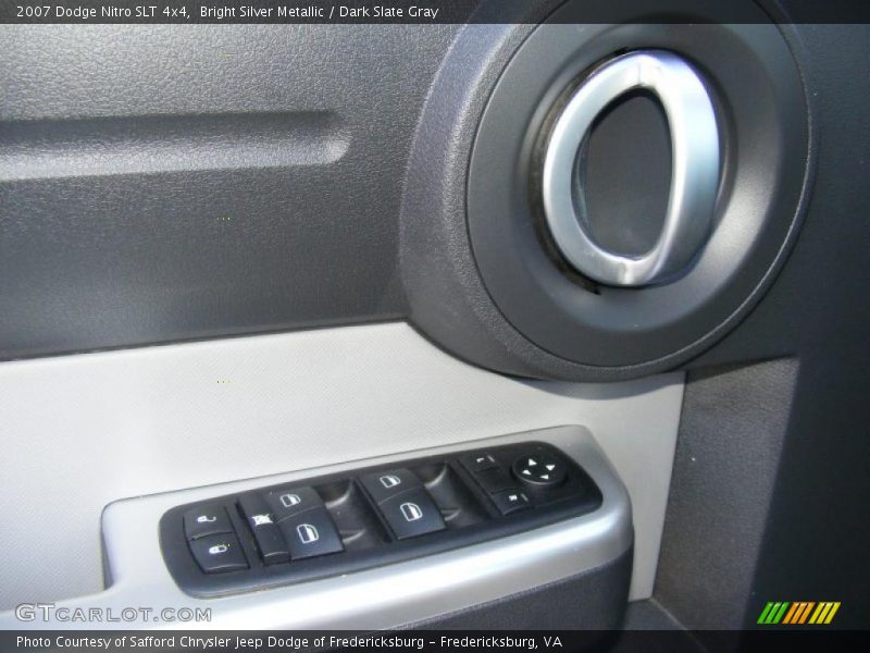 Bright Silver Metallic / Dark Slate Gray 2007 Dodge Nitro SLT 4x4
