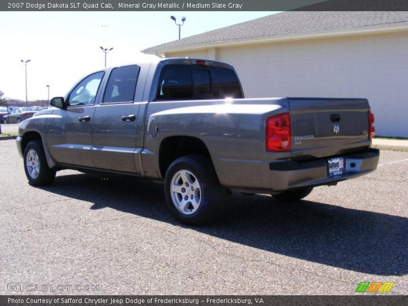 Mineral Gray Metallic / Medium Slate Gray 2007 Dodge Dakota SLT Quad Cab