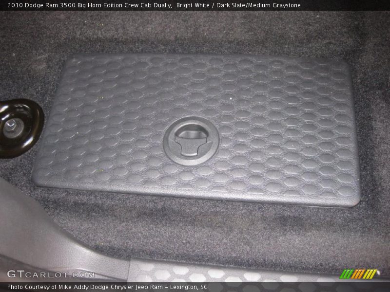 Bright White / Dark Slate/Medium Graystone 2010 Dodge Ram 3500 Big Horn Edition Crew Cab Dually