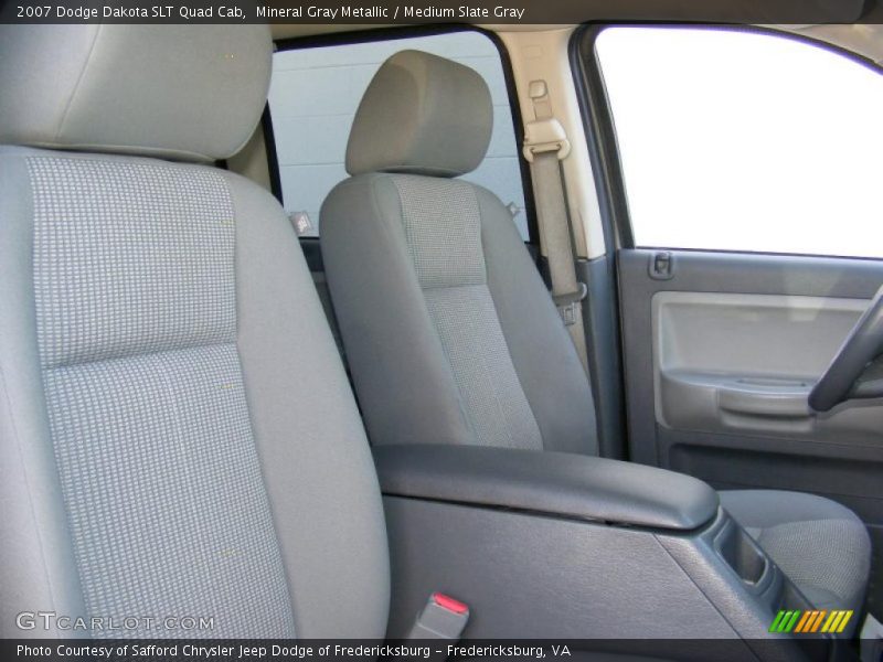 Mineral Gray Metallic / Medium Slate Gray 2007 Dodge Dakota SLT Quad Cab