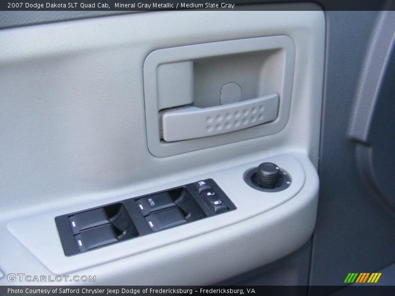 Mineral Gray Metallic / Medium Slate Gray 2007 Dodge Dakota SLT Quad Cab