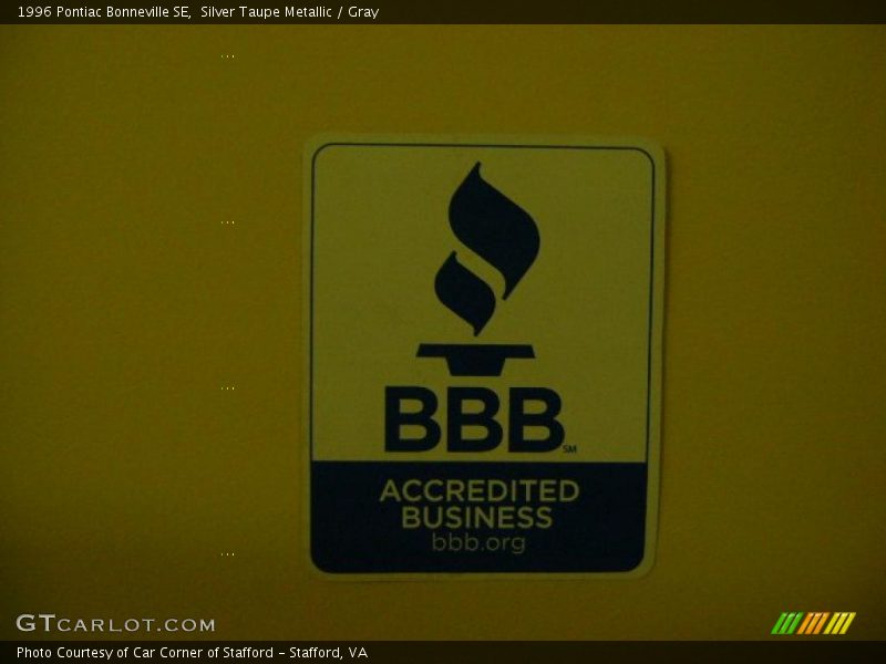 Silver Taupe Metallic / Gray 1996 Pontiac Bonneville SE