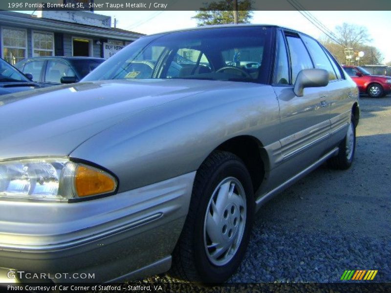 Silver Taupe Metallic / Gray 1996 Pontiac Bonneville SE