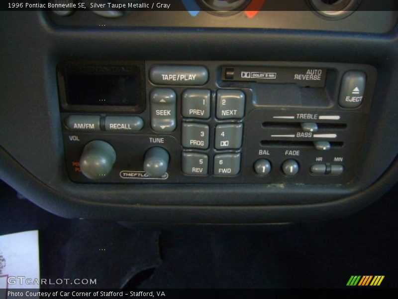 Silver Taupe Metallic / Gray 1996 Pontiac Bonneville SE