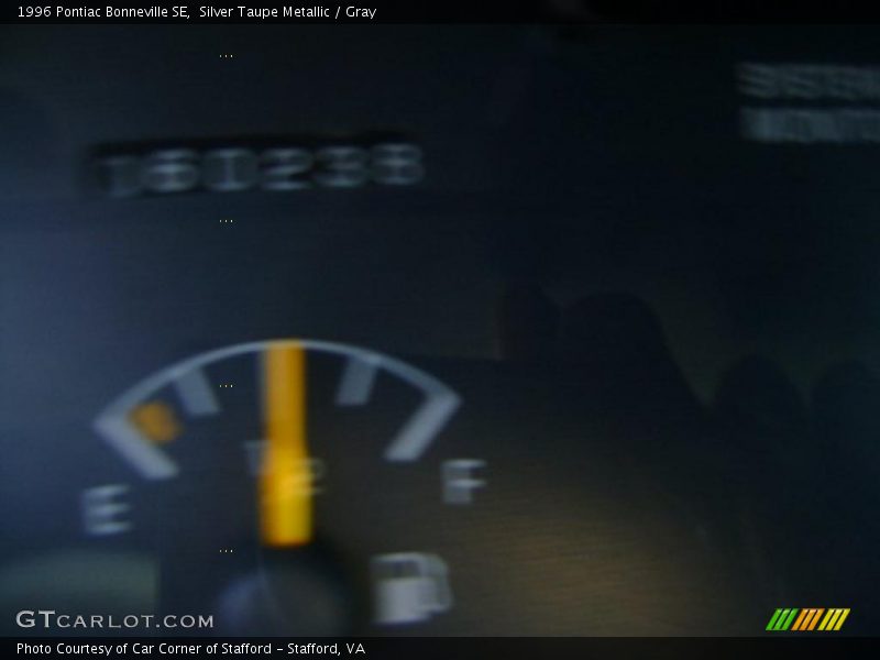 Silver Taupe Metallic / Gray 1996 Pontiac Bonneville SE