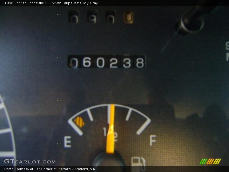 Silver Taupe Metallic / Gray 1996 Pontiac Bonneville SE