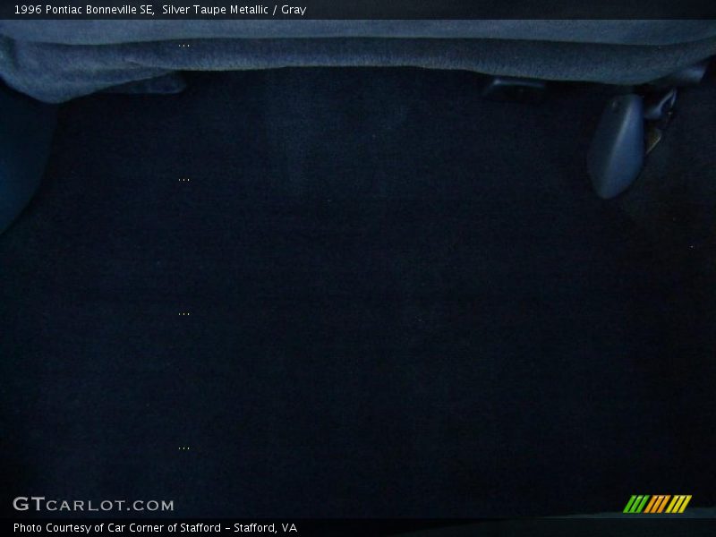 Silver Taupe Metallic / Gray 1996 Pontiac Bonneville SE