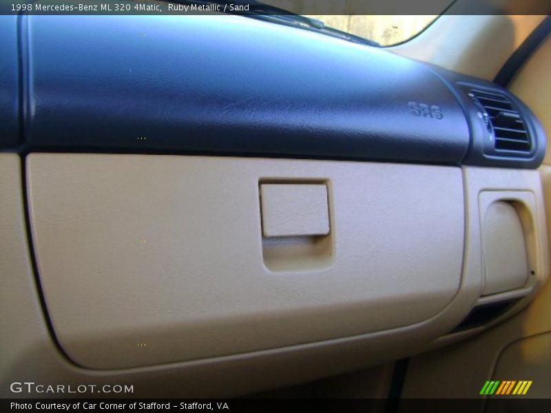 Ruby Metallic / Sand 1998 Mercedes-Benz ML 320 4Matic