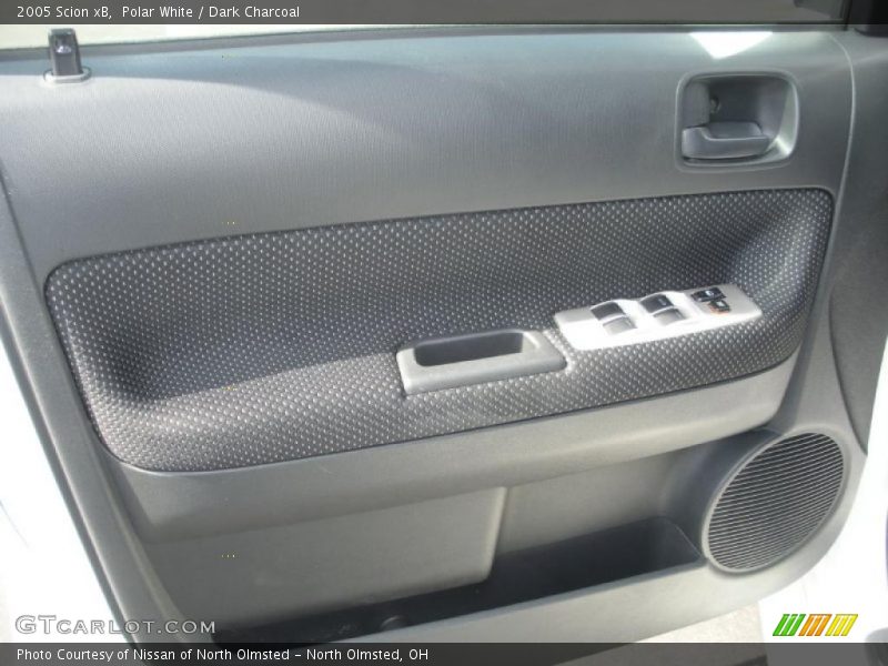 Polar White / Dark Charcoal 2005 Scion xB