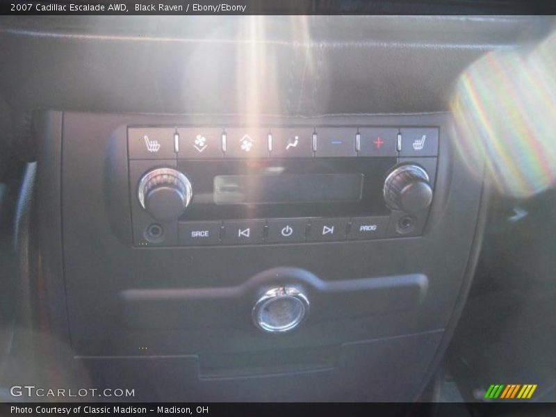Black Raven / Ebony/Ebony 2007 Cadillac Escalade AWD