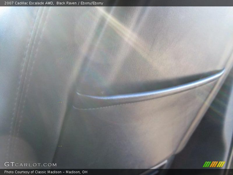 Black Raven / Ebony/Ebony 2007 Cadillac Escalade AWD